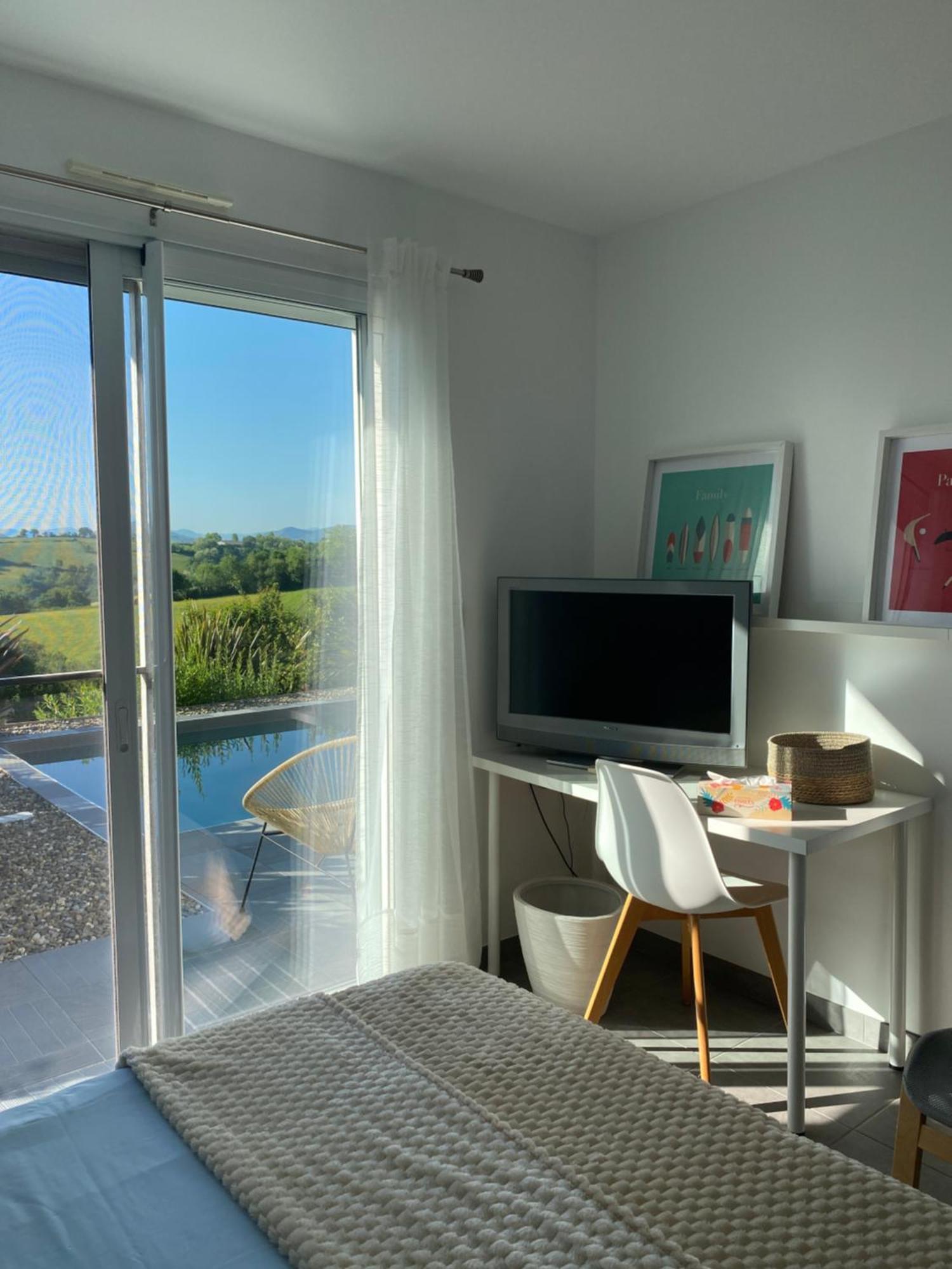 Ama Lur Hotel อัสปาร์รอง ภายนอก รูปภาพ